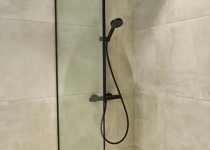 Volta Gallery Loft With Ac, 24m2 Terrace And High Speed Wifi Tallinn